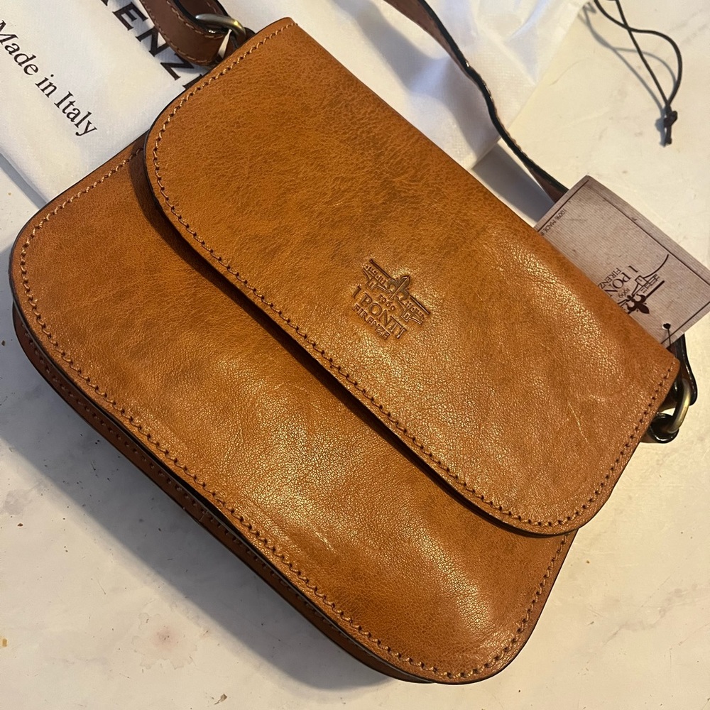 Adorable authentic, fine Italian leather purse.
